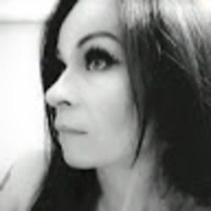 Meet your Posher, Izzy